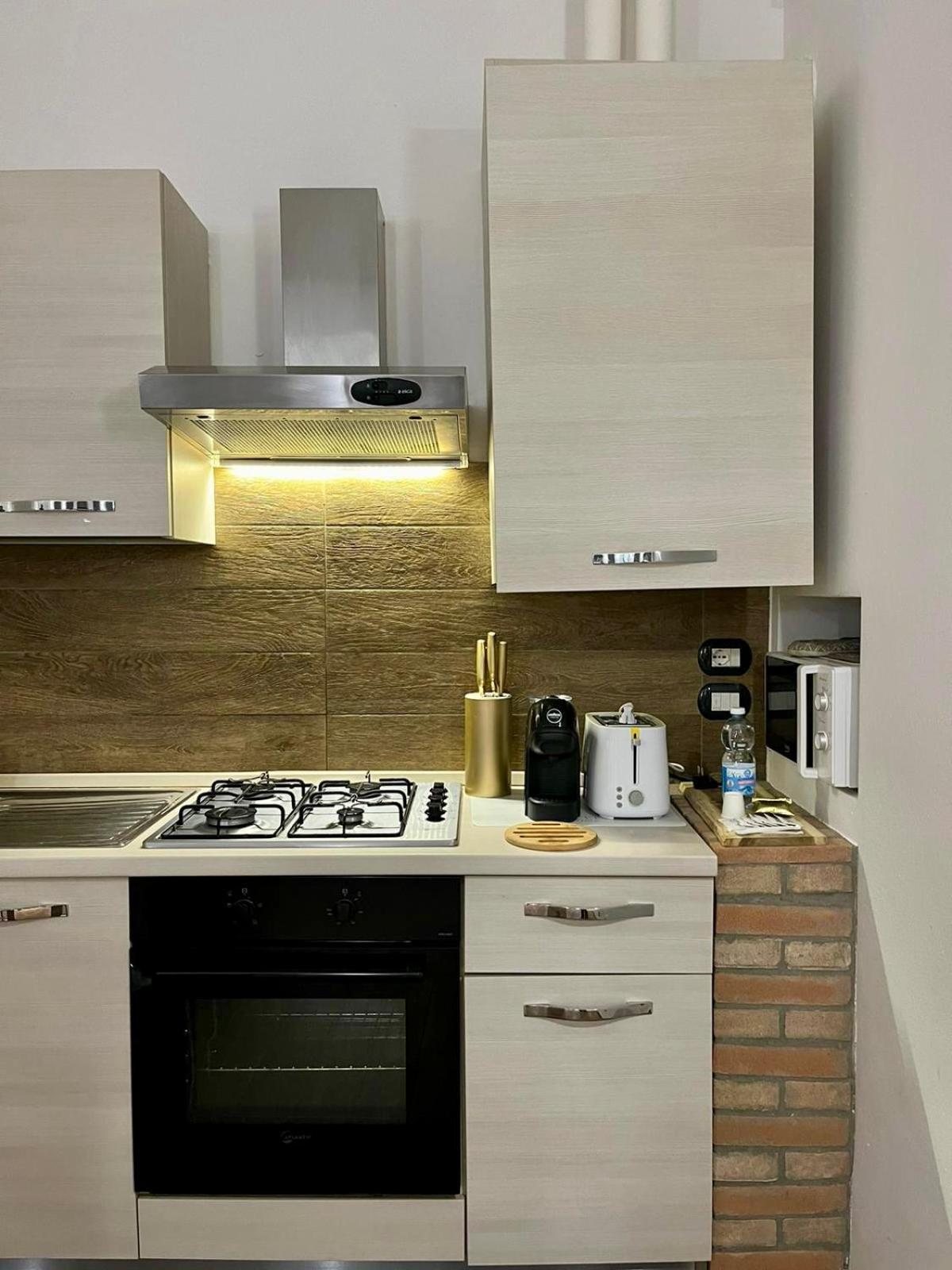 Residenza Corrado By Almanova Residenze Apartment Mantova Ngoại thất bức ảnh