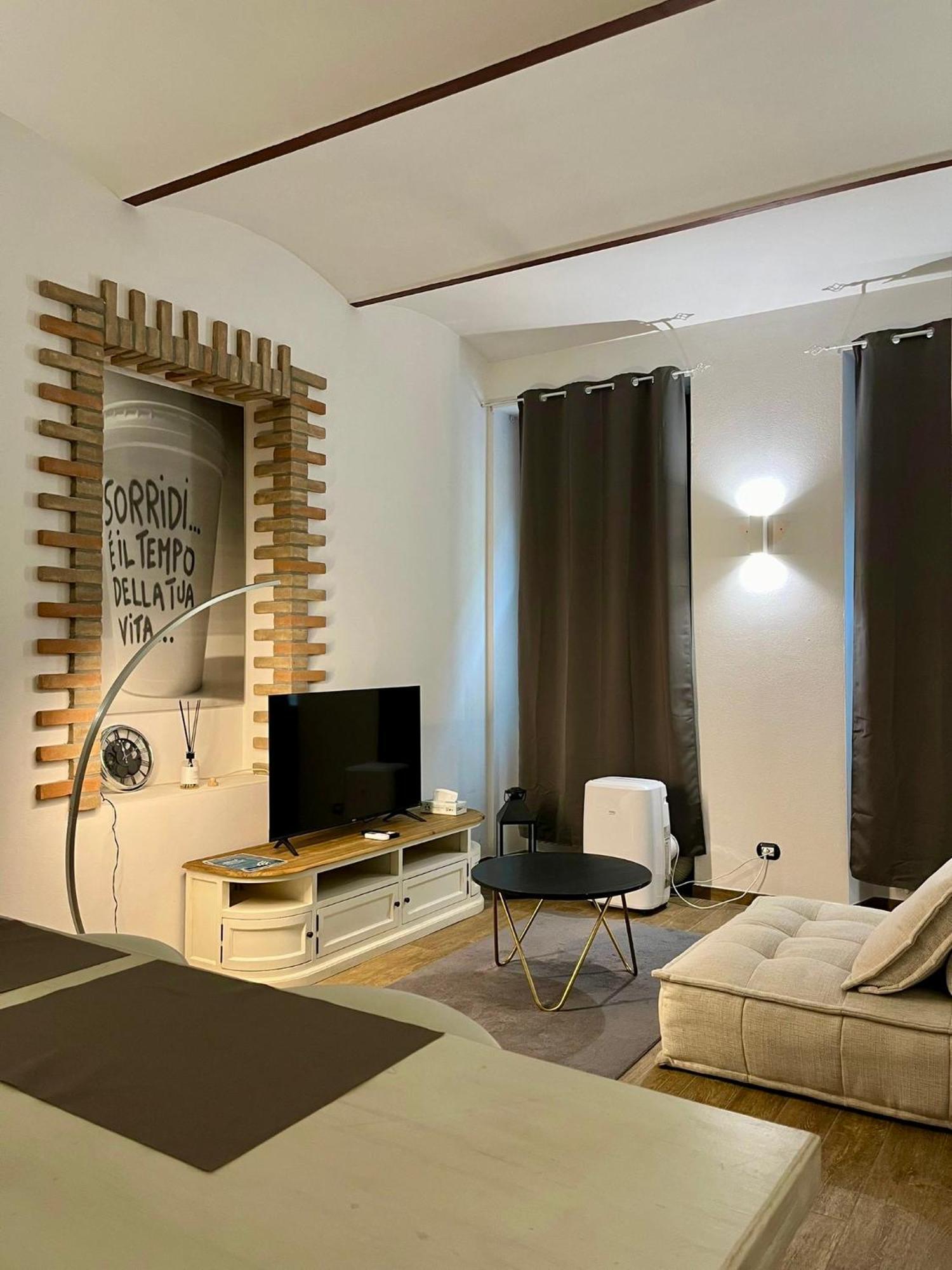 Residenza Corrado By Almanova Residenze Apartment Mantova Ngoại thất bức ảnh