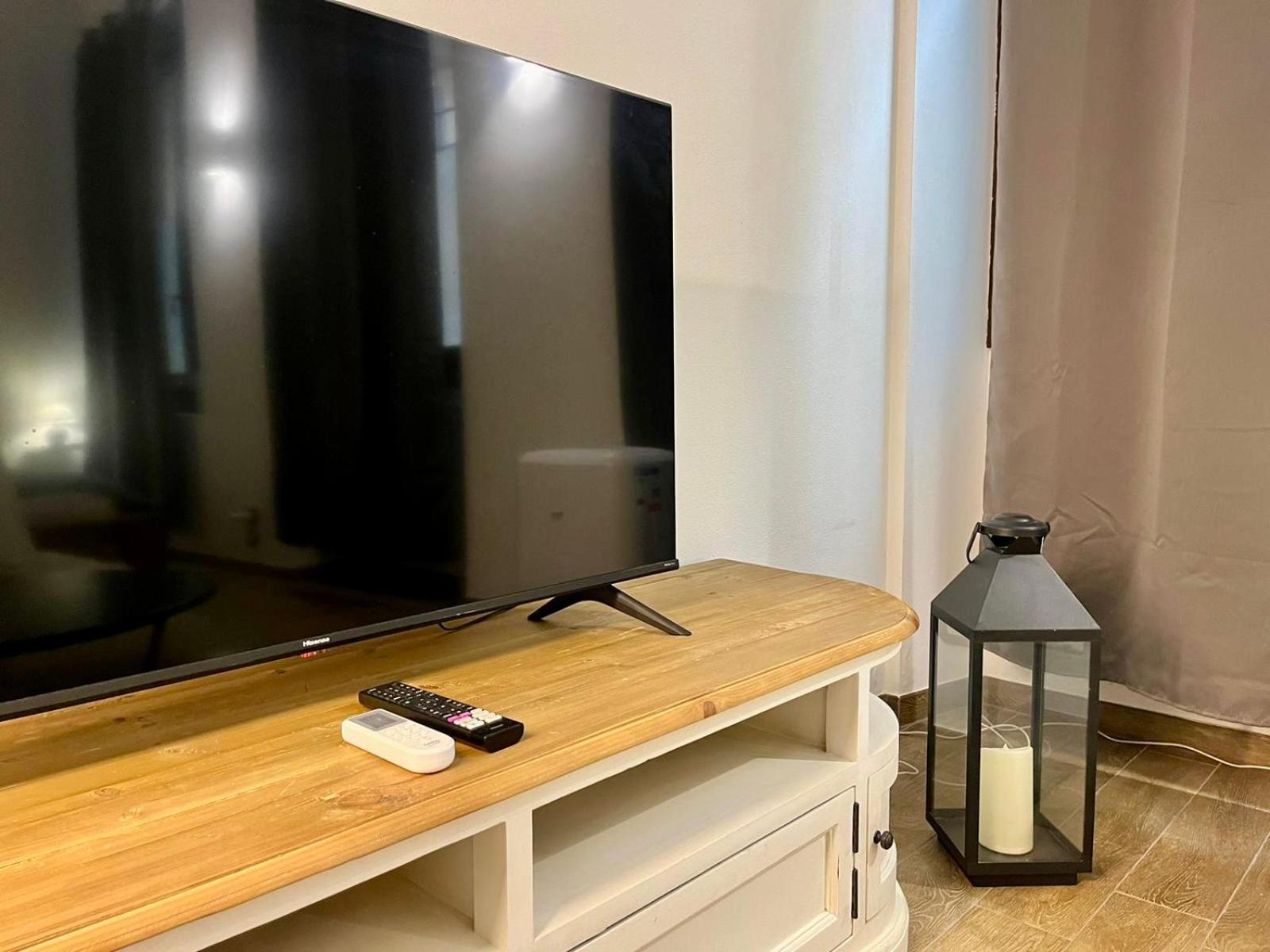Residenza Corrado By Almanova Residenze Apartment Mantova Ngoại thất bức ảnh